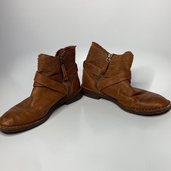 Trask Alexa booties leather boots size 8 - Picture 10 of 11